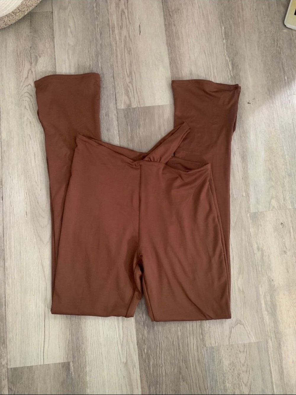 Oh Polly Stretch High-Waist Leggings in Chocolate Brown